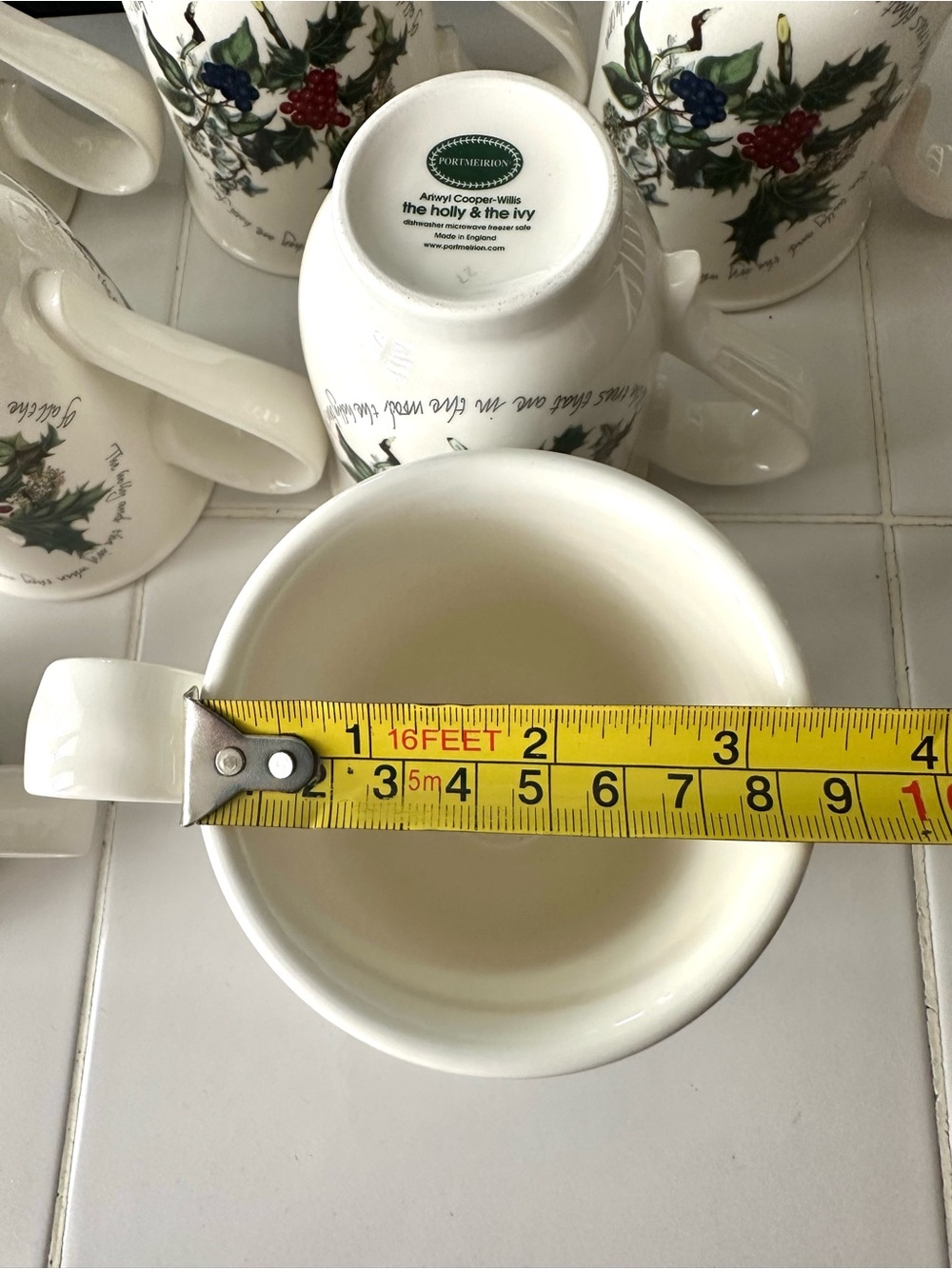 Portmeirion Holly Ivy 12 Christmas Mugs 9 oz England Holiday Set - Picture 7 of 7